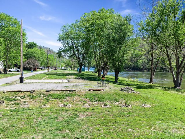 150 Rollins Road 1 & 2, Marshall, NC 28753