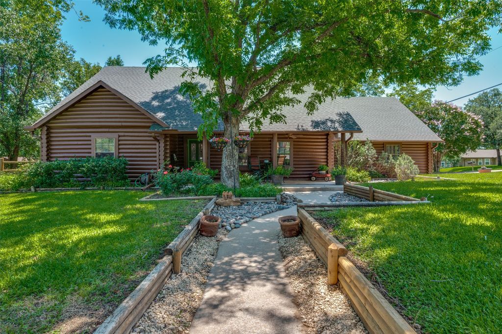 322 Post Oak Drive, Highland Village, TX 75077