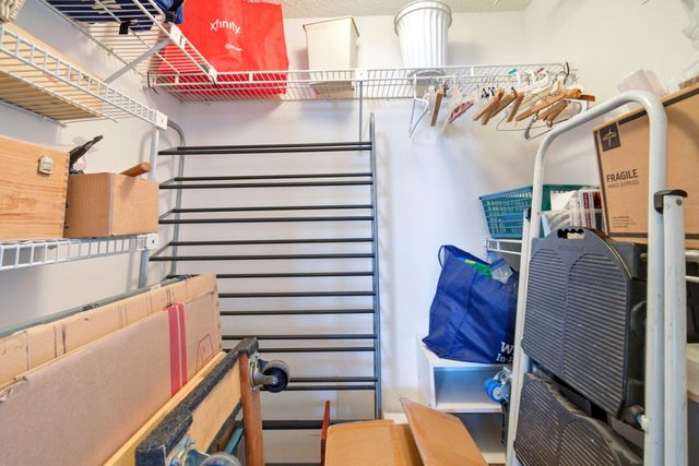 3507 Oaks Way 911, Pompano Beach, FL 33069