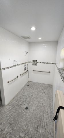 3507 Oaks Way 911, Pompano Beach, FL 33069