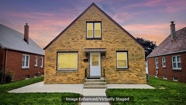 8525 W Lisbon AVENUE, Milwaukee, WI 53222