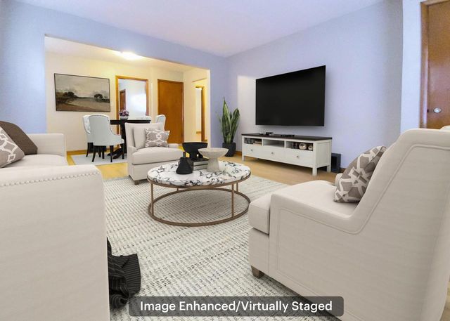 8525 W Lisbon AVENUE, Milwaukee, WI 53222