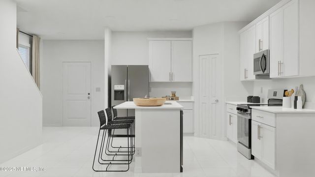 3964 MID CENTURY Street, Jacksonville, FL 32217