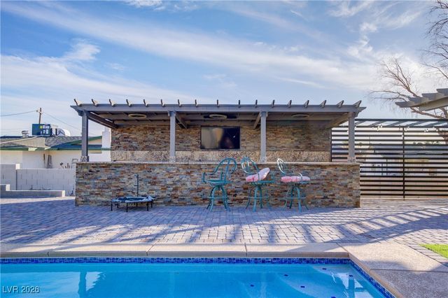 372 Beesley Drive, Las Vegas, NV 89110