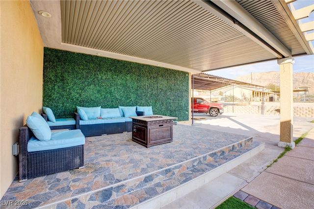 372 Beesley Drive, Las Vegas, NV 89110