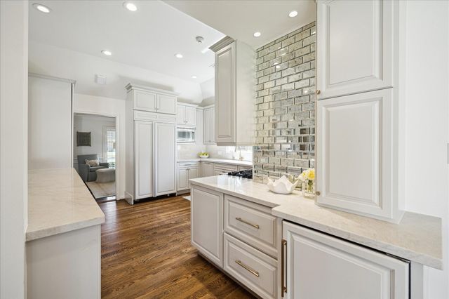 12330 Boheme Drive, Houston, TX 77024