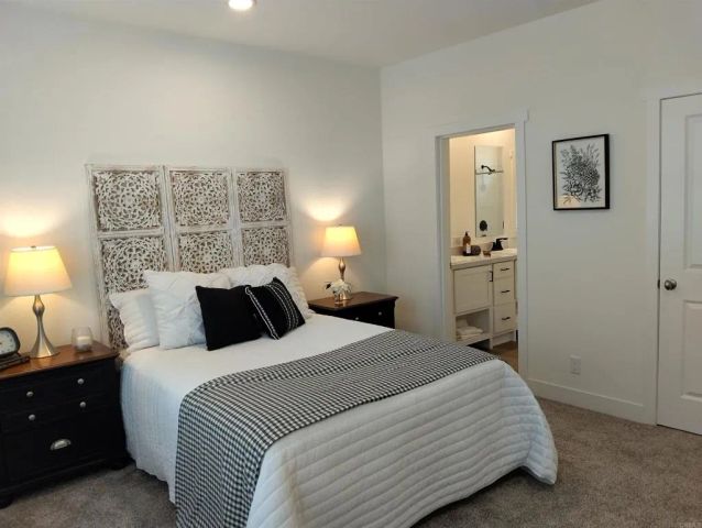 718 Sycamore 170, Vista, CA 92081