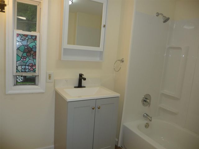 19 First Street, Cuddebackville, NY 12729