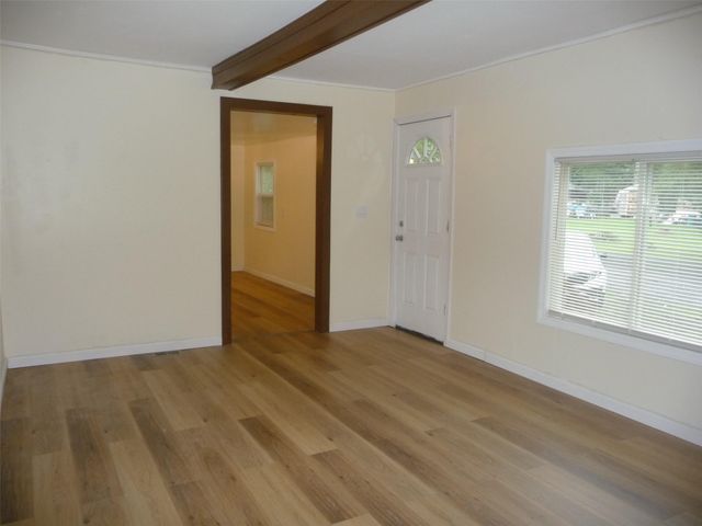 19 First Street, Cuddebackville, NY 12729