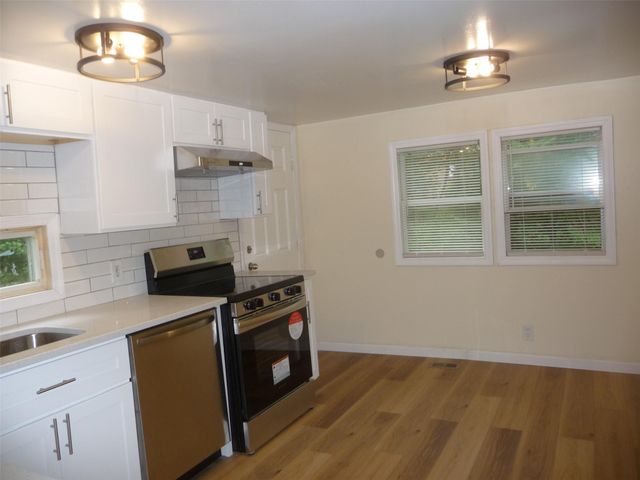 19 First Street, Cuddebackville, NY 12729