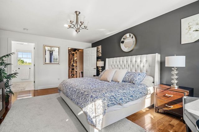 22 Overlook Dr, Danvers, MA 01923