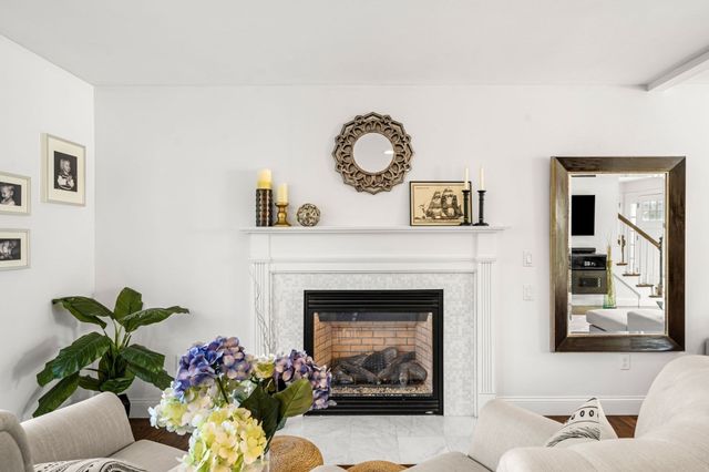 22 Overlook Dr, Danvers, MA 01923