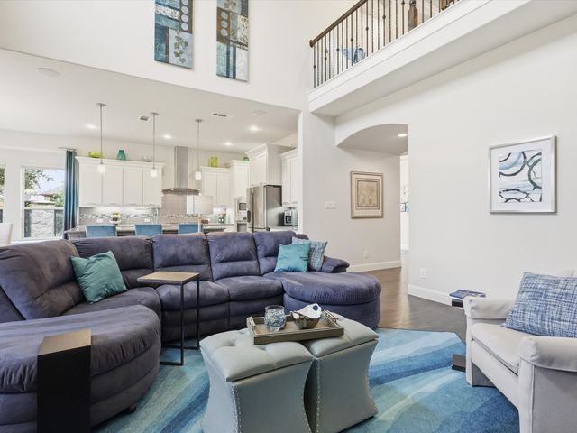 1015 Prairie Ridge Lane, Arlington, TX 76005