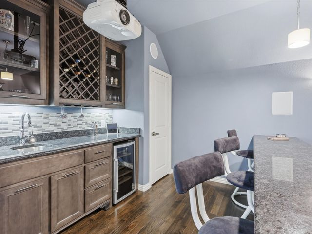 1015 Prairie Ridge Lane, Arlington, TX 76005