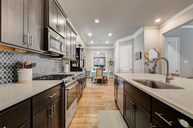 2611 Harvard Street, Houston, TX 77008