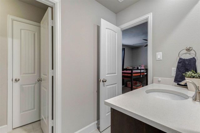 2611 Harvard Street, Houston, TX 77008