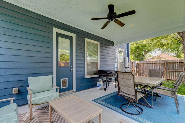 2611 Harvard Street, Houston, TX 77008