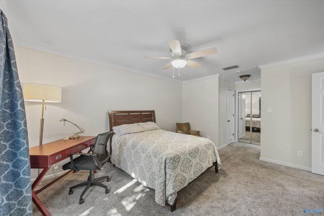 2134 Greenwood Place 25-D, Huntsville, AL 35802