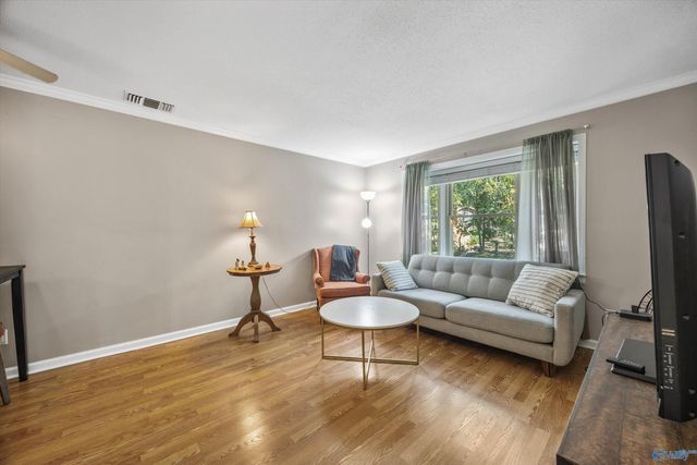 2134 Greenwood Place 25-D, Huntsville, AL 35802