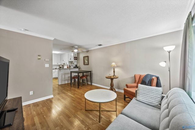 2134 Greenwood Place 25-D, Huntsville, AL 35802