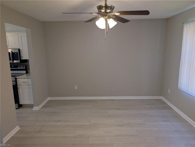 1939 Darnell DR, Virginia Beach, VA 23455