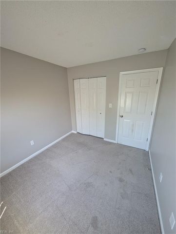 1939 Darnell DR, Virginia Beach, VA 23455