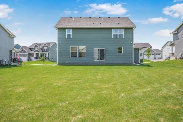 716 Longmeadow Lane, Waconia, MN 55387
