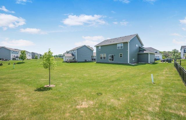 716 Longmeadow Lane, Waconia, MN 55387