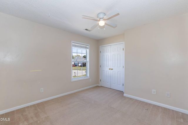 92 Essex Court W, Sanford, NC 27332