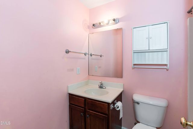 92 Essex Court W, Sanford, NC 27332