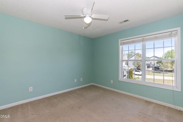 92 Essex Court W, Sanford, NC 27332