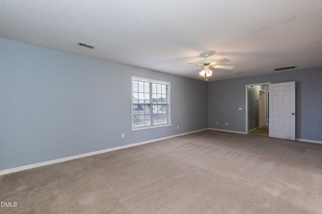 92 Essex Court W, Sanford, NC 27332