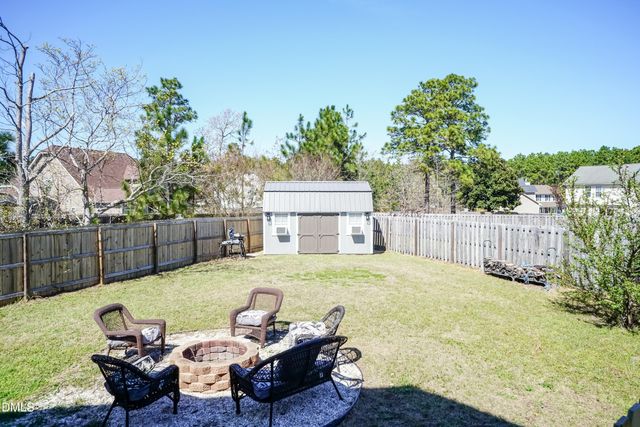 92 Essex Court W, Sanford, NC 27332