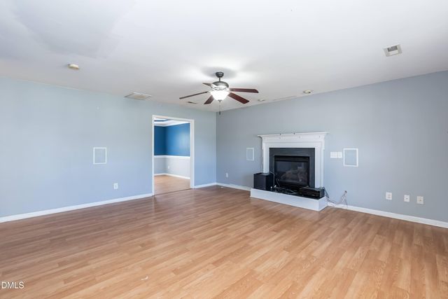 92 Essex Court W, Sanford, NC 27332