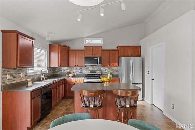 237 Austin Oaks Drive, Moscow Mills, MO 63362