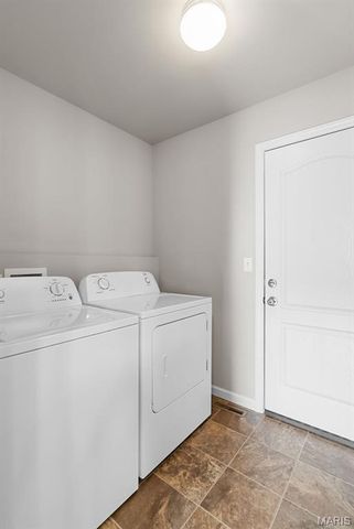 237 Austin Oaks Drive, Moscow Mills, MO 63362