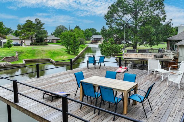 105 Hilltop Circle, Trinidad, TX 75163
