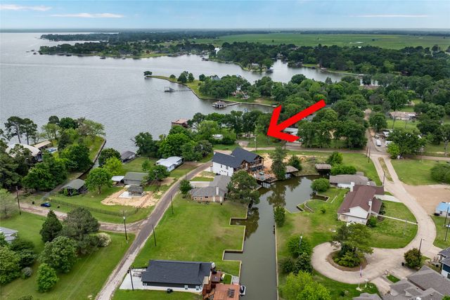 105 Hilltop Circle, Trinidad, TX 75163