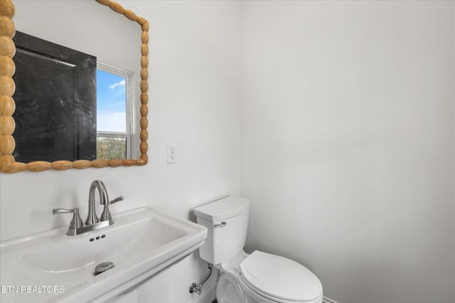 106 S Front Street St, Friendsville, TN 37737