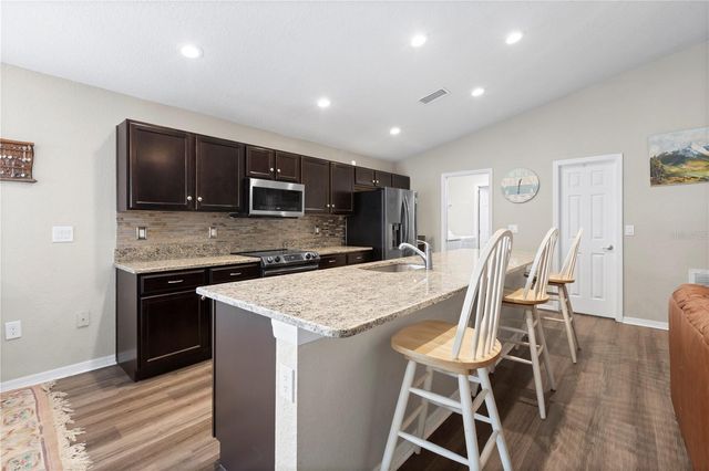 719 VINEYARD RESERVE COURT, Seffner, FL 33584