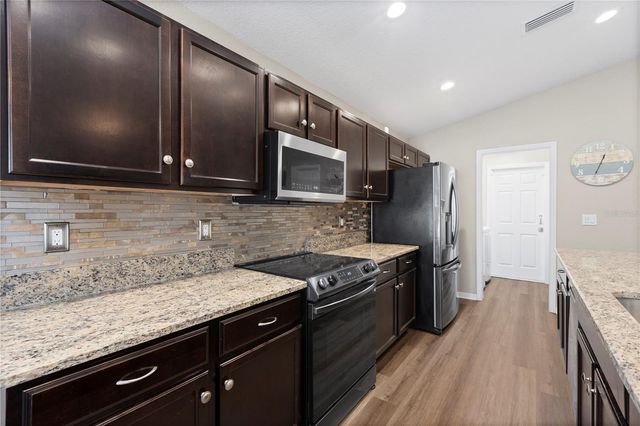 719 VINEYARD RESERVE COURT, Seffner, FL 33584