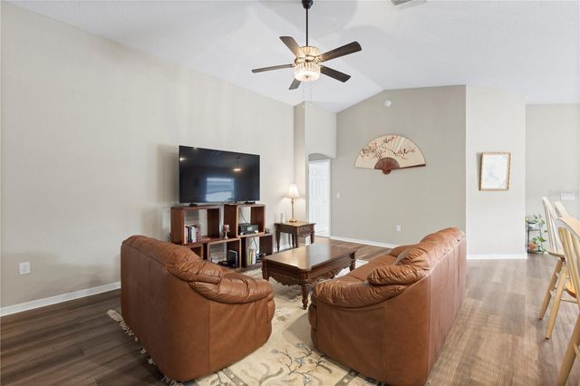 719 VINEYARD RESERVE COURT, Seffner, FL 33584