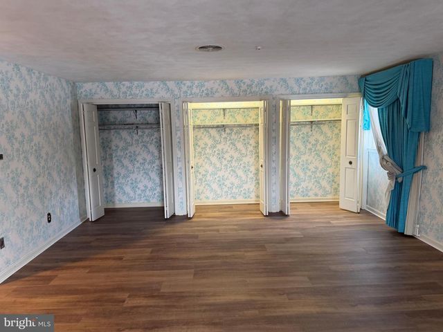 586 CRESTWOOD DRIVE, Chambersburg, PA 17202