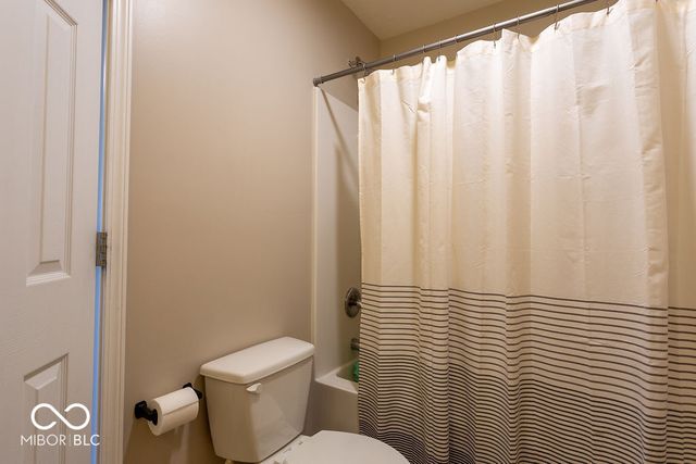 2489 Wildflower Lane, Greenwood, IN 46143