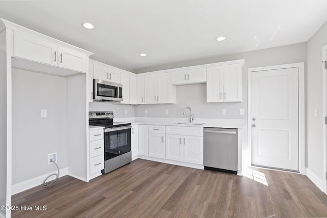 2202 Indian Town Road, Clinton, NC 28328