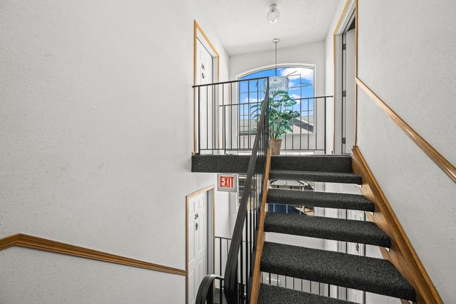 9130 W 95th Street 3B, Hickory Hills, IL 60457