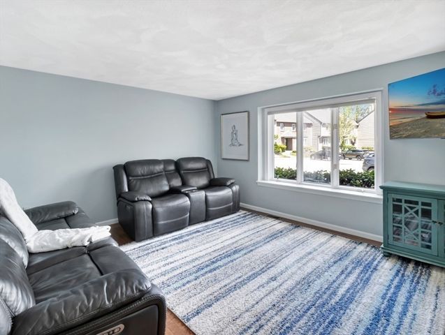 2102 Lewis O Gray Dr 2102, Saugus, MA 01906