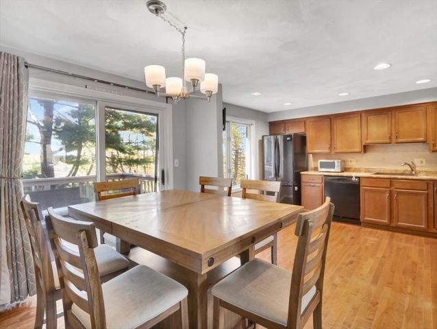 2102 Lewis O Gray Dr 2102, Saugus, MA 01906