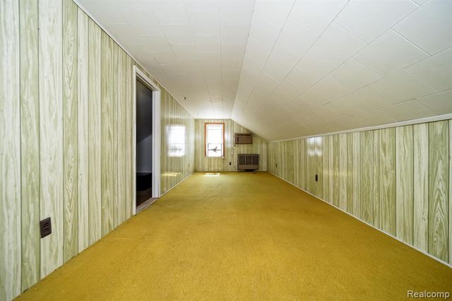 2476 Voorheis Road, Waterford, MI 48328