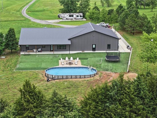 12243 230th Street, Linwood, KS 66052